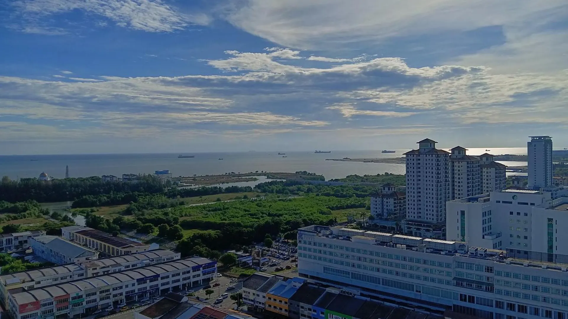 The Straits Suites By Ciconia Malacca Aparthotel